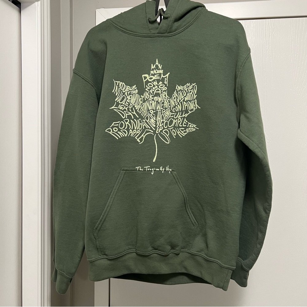 Gildan Green Hoodie with Leaf Design